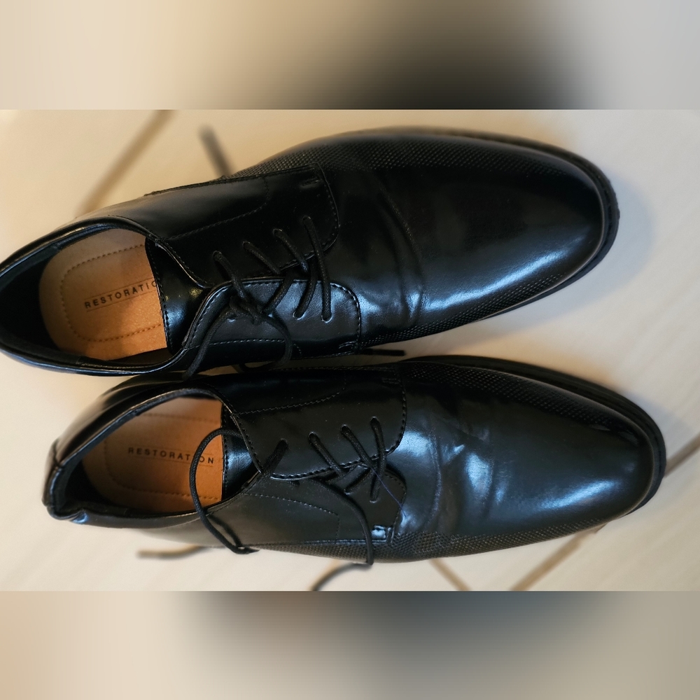 Boys dress shoes size 6